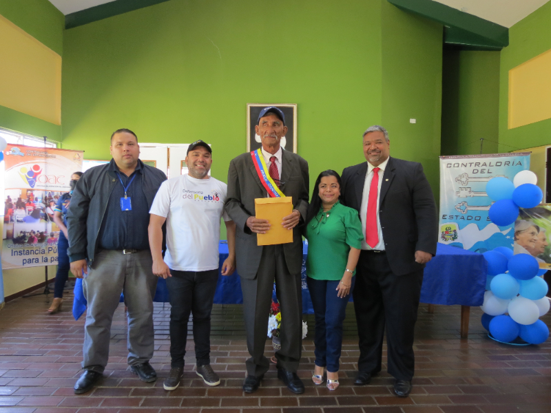Juramentación Abuelo Contralor FUNDAGER 